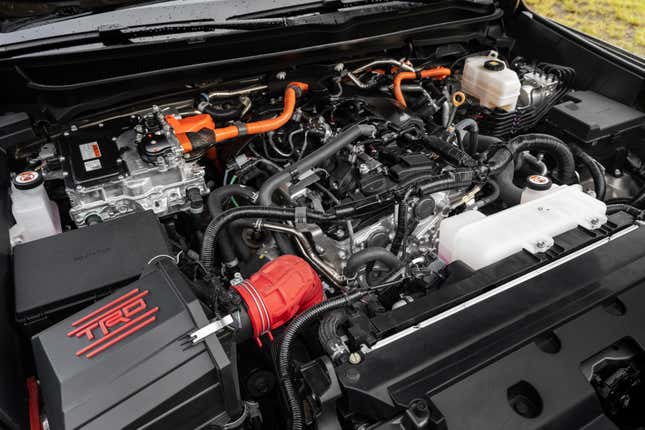 Toyota Tacoma 2024 turbocharged 2.4-liter 4-cylinder engine